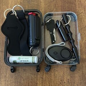 NWOT Solid Black Self-Defense Keychain Set